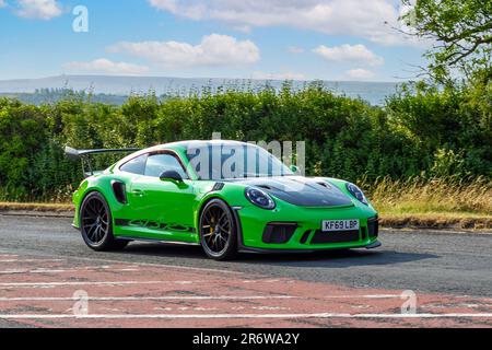 Ein Porsche 911 GT3 RS PDK Auto Green Car Coupe Benzin auf der Classic & Performance Motor Show im Hoghton Tower Stockfoto