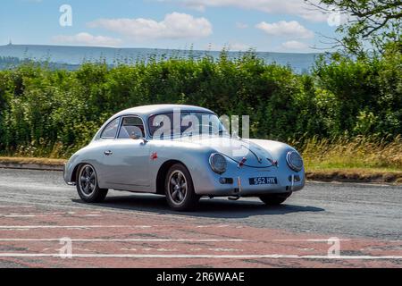 1958 50s Fifties Silver PORSCHE, Benzin 1582 cm3. Porsche 356 1600 Super auf der Classic & Performance Motor Show im Hoghton Tower Stockfoto