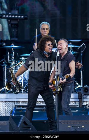 Landgraaf, Niederlande. 11. Juni 2023. LANDGRAAF - Bruce Springsteen während seines Konzerts auf dem MegaLand Gelände. Das Konzert ist Teil der Stadiontour, mit der „The Boss“ durch Europa reist. ANP MARCEL VAN HOORN niederlande Out - belgien Out Credit: ANP/Alamy Live News Stockfoto