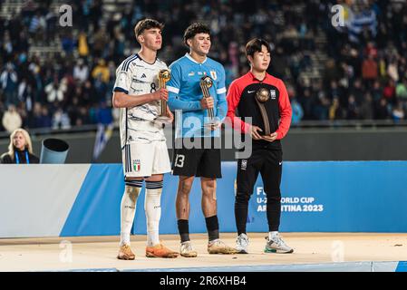 Beste Spieler des Turniers nach dem Finale der FIFA-Weltmeisterschaft U20 Uruguay U20 gegen Italien U20 im La Plata Stadium, Tolosa, Argentinien, 11. Juni 2023 (Foto: Mateo Occhi/News Images) Stockfoto