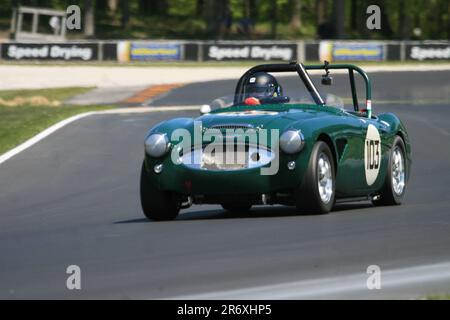 SVRA (Sportcar Vintage Racing Association) auf der Road America Sports Car Course in Elkhart Lake, Wisconsin, USA Stockfoto