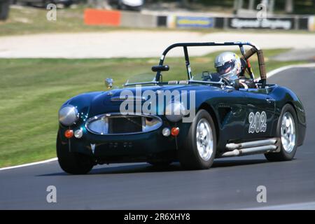 SVRA (Sportcar Vintage Racing Association) auf der Road America Sports Car Course in Elkhart Lake, Wisconsin, USA Stockfoto