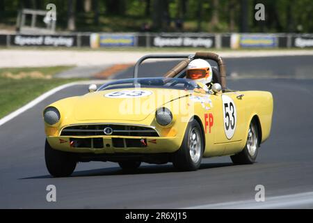 SVRA (Sportcar Vintage Racing Association) auf der Road America Sports Car Course in Elkhart Lake, Wisconsin, USA Stockfoto