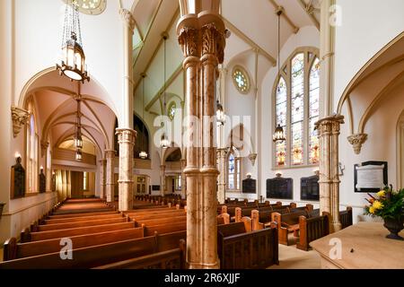 Savannah, Georgia - 23. Februar 2023: Gemeinde Mickve Israel ist eine der ältesten in den Vereinigten Staaten, die von hauptsächlich sephardischen jüdischen Einwanderern organisiert wurde Stockfoto