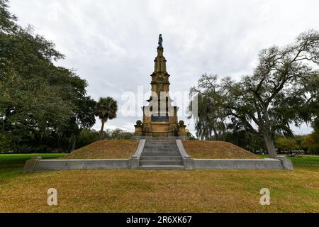 Das Civil war Confederate Statue Monument befindet sich im Forsyth Park in Savannah Georgia Stockfoto