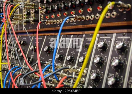 Das 1973 eingeführte Moog System 55 wurde für acht Jahre hergestellt. Im Jahr 2015 wurde eine begrenzte Anzahl von 55 Stück produziert. Stockfoto