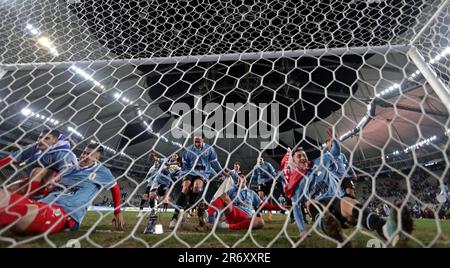 La Plata, Argentinien. 11. Juni 2023. Die Spieler Uruguays feiern nach dem Sieg gegen Italien und werden Champion beim FIFA U-20-Fußballfinalspiel Argentinien 2023 zwischen Uruguay und Italien im Diego Armando Maradona Stadion in La Plata, Argentinien, am 11. Juni 2023. Kredit: Alejandro Pagni/Alamy Live News Stockfoto