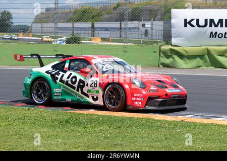 Vallelunga Circuit, Rom, Italien Juni 11 2023 - Porsche Carrera Cup Italien, Rennen 2. Giorgio Amati (ITA) in Aktion auf der Rennstrecke im zweiten Rennen. Foto: Fabio Pagani/Alamy Live News Stockfoto