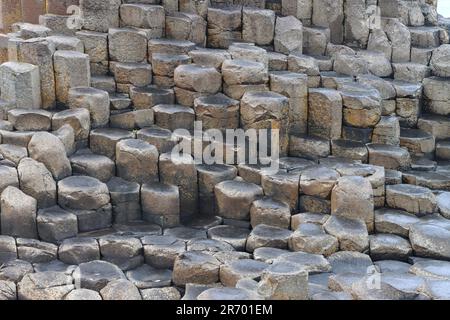 Felsformationen am Giant's Causeway, Country Antrim, Nordirland Stockfoto