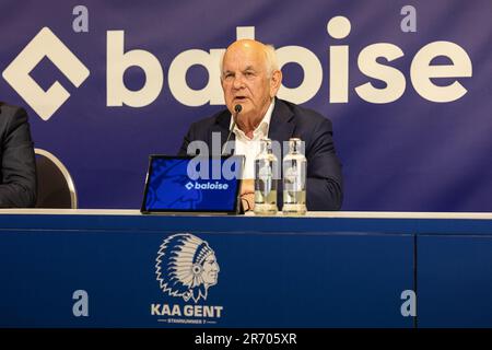 Gent, Belgien. 12. Juni 2023. Der Vorsitzende von Gent, Ivan De Witte, zeigte sich auf einer Pressekonferenz des belgischen Fußballvereins KAA Gent, um Baloise als neuen Handelspartner vorzustellen und das Trikot für die nächste Saison, Montag, den 12. Juni 2023 in Gent, zu präsentieren. BELGA FOTO JAMES ARTHUR GEKIERE Kredit: Belga News Agency/Alamy Live News Stockfoto