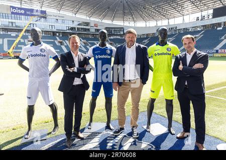 Gent, Belgien. 12. Juni 2023. Abbildung zeigt eine Pressekonferenz des belgischen Fußballvereins KAA Gent, auf der Baloise als neuer Handelspartner angekündigt und das Trikot für die nächste Saison, Montag, den 12. Juni 2023, in Gent vorgestellt wird. BELGA FOTO JAMES ARTHUR GEKIERE Kredit: Belga News Agency/Alamy Live News Stockfoto