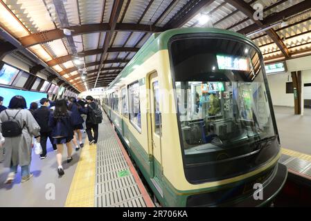 Der Enoshima Electric Railway. Stockfoto