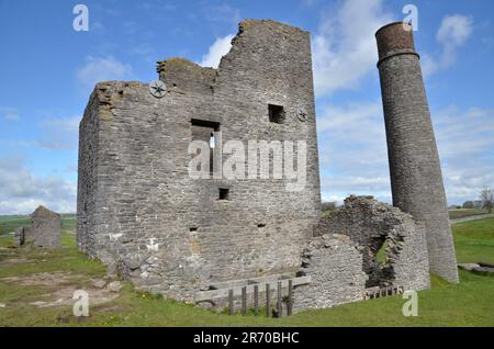 Die stillgelegte Magpie-Mine, eine Bleimine in Sheldon, nahe Bakewell im Derbyshire Peak District. Erstmals 1740 aufgenommen, 1958 geschlossen. Stockfoto