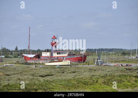 Lightship Trinity oder LV15, in Tollesbury in Essex vor Anker. Früher 'Breaksea' wurde es im Bristol Channel und Morcambe Bay von 1954 bis 1986 verwendet Stockfoto