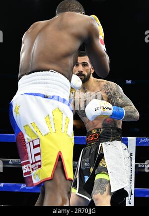 SUNRISE FL - 11. JUNI: Floyd Mayweather gegen John Gotti III in der FLA Live Arena am 11. Juni 2023 in Sunrise, Florida. Kredit: mpi04/MediaPunch Stockfoto