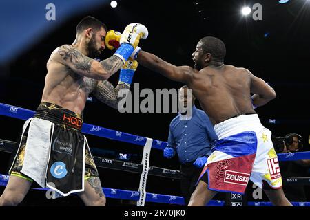 SUNRISE FL - 11. JUNI: Floyd Mayweather gegen John Gotti III in der FLA Live Arena am 11. Juni 2023 in Sunrise, Florida. Kredit: mpi04/MediaPunch Stockfoto