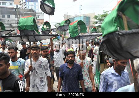 Die Anwaruzzaman Chowdhury der Awami League erhielt das Bootssymbol, um sich als Kandidat für den Bürgermeisterposten zu bewerben. Sylhet, Bangladesch. Stockfoto