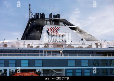 Viking Octantis Expedition Kreuzfahrtschiff In Port Colborne Ontario, Kanada, Teil Des Welland Kanals, Der Den Eriesee Mit Dem Ontariosee Verbindet Stockfoto