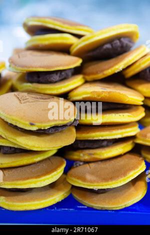 Italien, Street Food Festival, Japanes Food, Dorayaky, japanischer Pfannkuchen mit Red Bean Filling Adzuki Bean Stockfoto