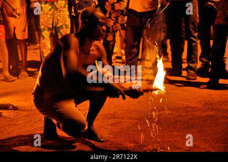 Feuertanz. sokode. Nyamassila. togo. afrika Stockfoto