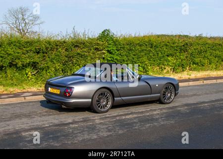 1999 90s Silver Grey TVR Chimaera Blackpool baute Britsh Roadster; auf der Classic & Performance Motor Show im Hoghton Tower; Supercar Showtime Juni 2023 Stockfoto