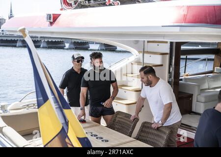 Stockholm, Schweden. 10. Juni 2023. Armenisch-amerikanischer Pokerspieler und Social-Media-Influencer Dan Bilzerian und sein Gefolge bei einem Besuch in Stockholm, Schweden, am 10. Juni 2023. Foto: Anna-Karin Nilsson/Expressen/TT/Code 7141 Kredit: TT News Agency/Alamy Live News Stockfoto