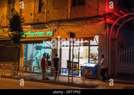 Albanien. Tirana. Nachtleben Stockfoto