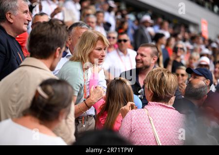 Paris, Frankreich. 11. Juni 2023. Dijana Djokovic, Mutter von Novak Djokovic beim French Open-Finale, Grand-Slam-Tennisturnier am 11. Juni 2023 im Roland-Garros-Stadion in Paris, Frankreich. Kredit: Victor Joly/Alamy Live News Stockfoto