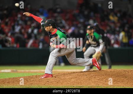 MAZATLAN, MEXIKO - FEBRUAR 05: Fernando Salas Pitcher für Los Tomateros de Culiacan, während eines Spiels zwischen Puerto Rico und Mexiko als Teil der Serie del Caribe 2021 im Teodoro Mariscal Stadium am 5. Februar 2021 in Mazatlan, Mexiko. (Foto von Norte Photo/) Stockfoto