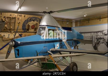 A De Havilland Cierva C.24 Autogiro im De Havilland Aircraft Museum, Colney, Hertfordshire Stockfoto