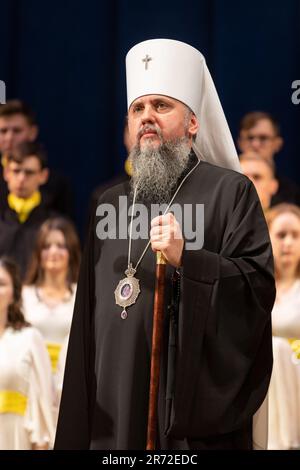 Kiew, Kiew Region Ukraine - Dezember 05 2023: Porträt des Primats, Metropolitaner der orthodoxen Kirche der Ukraine Epiphany Dumenko bei einem Konzert. Stockfoto