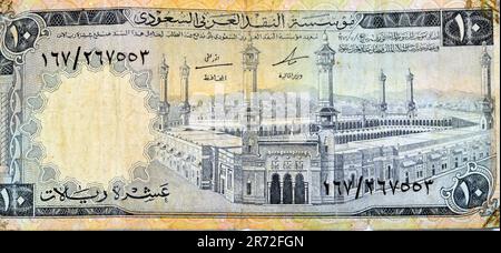 Ein großes Fragment der obversen Seite der 10 SAR Saudi-Arabien riyals Geldgeld-Banknote zeigt Al-Masjid al-Haram (Heilige Moschee), Mekka, Vintag Stockfoto