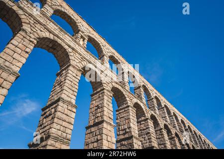 Acueducto de Segovia, das berühmte römische Aquädukt in Segovia, Spanien Stockfoto