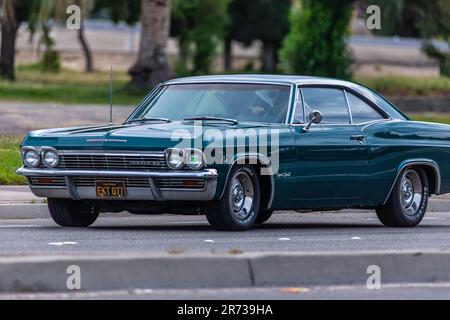 Ein 1965 Chevy Impala beim North Modesto Kiwanis American Graffiti Car Show & Festival Stockfoto