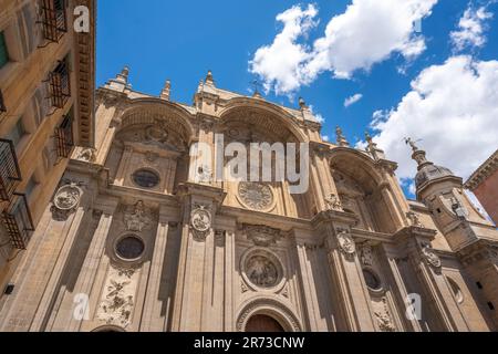 Fassade Der Kathedrale Von Granada - Granada, Andalusien, Spanien Stockfoto