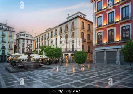 Plaza Nueva Square at Sunset - Granada, Andalusien, Spanien Stockfoto