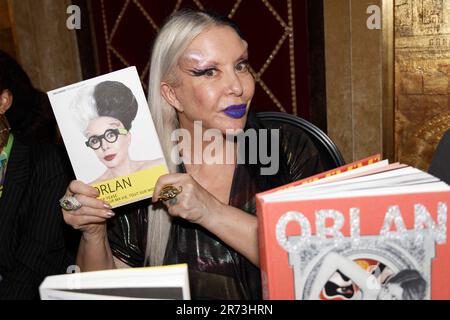 Paris, Frankreich. 12. Juni 2023. Orlan nimmt am 12. Juni 2023 in Paris, Frankreich, an der Pariser Buchpreisverleihung „Kunst des Lebens“ und der Fouquet-Trophäe Teil. Kredit: Bernard Menigault/Alamy Live News Stockfoto