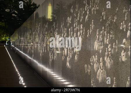 Das Korean Veterans war Memorial nach Einbruch der Dunkelheit in Washington DC Stockfoto