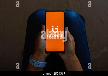 Brasilien. 12. Juni 2023. In dieser Fotoabbildung wird das Gionee-Logo auf einem Smartphone-Bildschirm angezeigt. Kredit: SOPA Images Limited/Alamy Live News Stockfoto