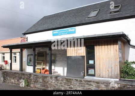Der Community Shop im Dorf Craighouse, Isle of Jura, Argyll und Bute, Schottland Stockfoto