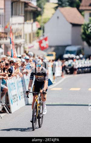 Nottwil, Schweiz. 12. Juni 2023. Bild von Zac Williams/SWpix.com- 12/06/2023 - Radfahren - 2023 Tour de Suisse - Stage 2 - Wout Van Aert, Jumbo Visma. Kredit: SWpix/Alamy Live News Stockfoto