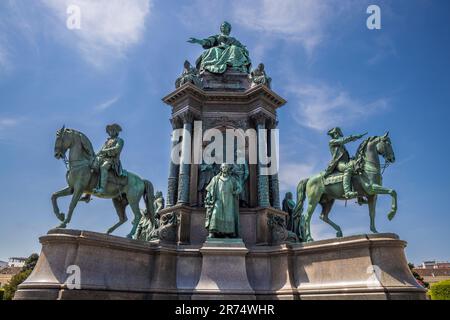 Das Denkmal der Kaiserin Maria Theresa auf dem Maria Theresa Platz, Wien, Österreich Stockfoto