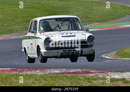 Ollie Streek, Mel Streek, Ford Lotus Cortina, Masters Pre-66 Touring Cars, ein 60-minütiges Rennen mit der Option eines zweiten Fahrers, für Touren C vor 1966 Stockfoto