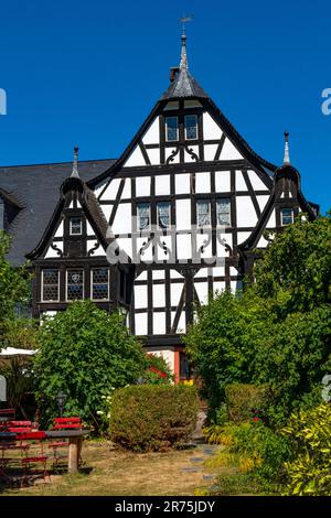 Drei Giebelhäuser in Kröv, Moseltal, Mosel, Rheinland-Pfalz, Deutschland Stockfoto