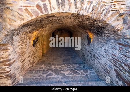 Turmtreppe der Ehrenburg bei Brodenbach, Moseltal, Mosel, Rheinland-Pfalz, Deutschland Stockfoto