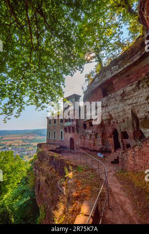 Blick auf die Eremitage mit Grabkapelle für Johannes von Luxemburg im Bezirk Kastel, Kastel-Staadt, Saartal, Naturpark Saar-Hunsrück, Saargau, Rheinland-Pfalz, Deutschland Stockfoto