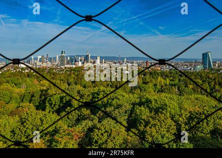 Blick auf die Skyline vom Goetheturm in Stadtwald in Sachsenhausen, Frankfurt am Main, Hessen, Deutschland Stockfoto