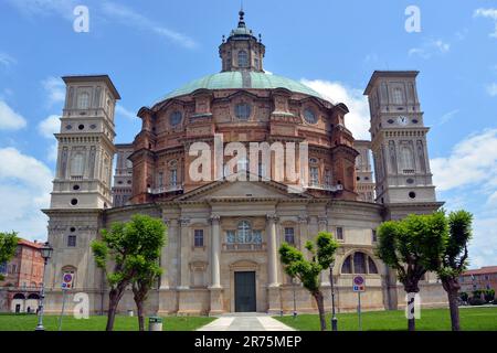 Vicoforte, Piedmont, Italien - 06-10-2023- das Heiligtum von Vicoforte (auch bekannt als Santuario Regina Montis Regalis) Stockfoto