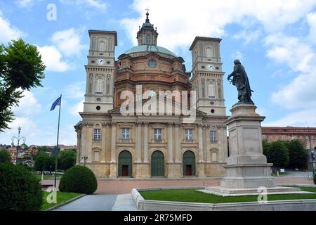 Vicoforte, Piedmont, Italien - 06-10-2023- das Heiligtum von Vicoforte (auch bekannt als Santuario Regina Montis Regalis) Stockfoto