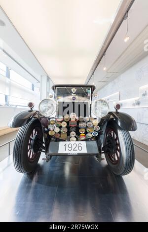 Automobilausstellung im Besucherzentrum Kaiser-Franz-Josefs Höhe, Oldtimer, Frontal Stockfoto